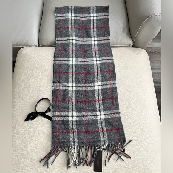 NWT - Barbarossa Wool Blended Scarf - Made in Italy - Picture 4 of 4